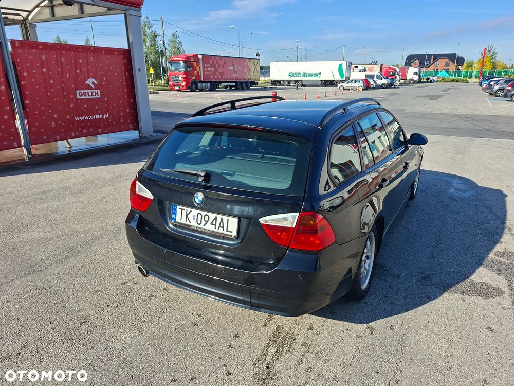BMW Seria 3 - 37
