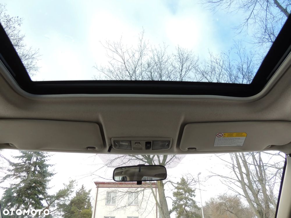 Mitsubishi Outlander 2.0 DID Instyle NAVI - 31