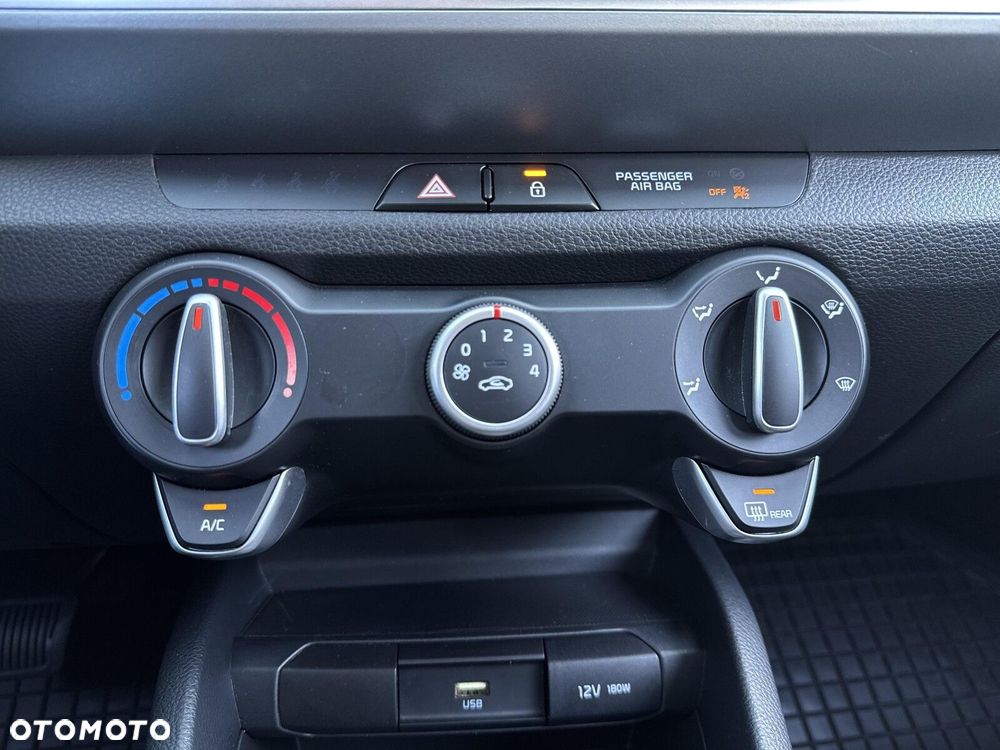 Kia Stonic 1.0 T-GDI M DCT - 26