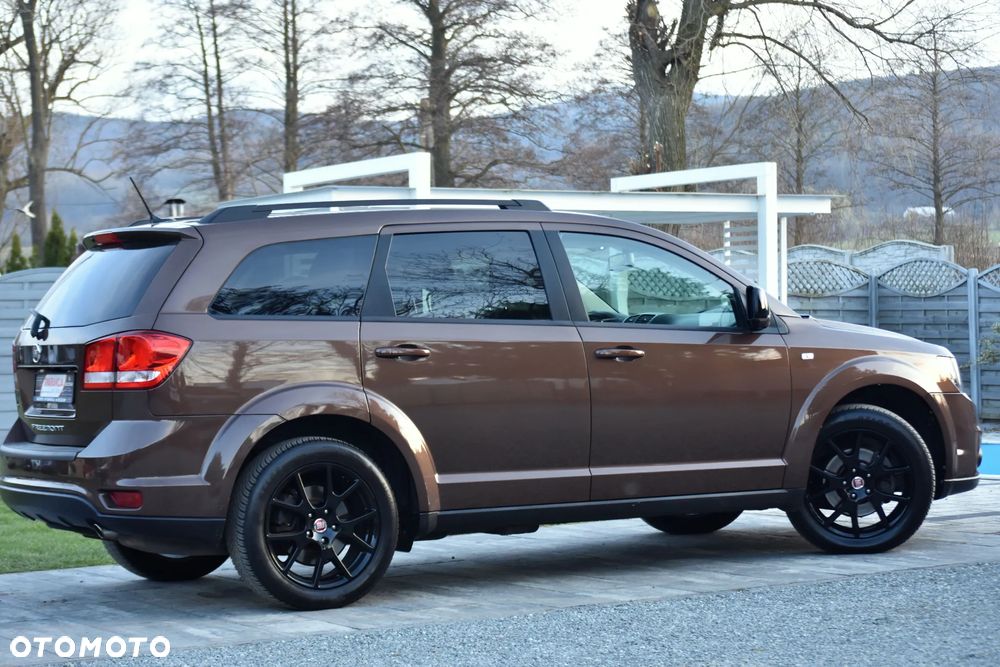 Fiat Freemont 2.0 Multijet 16V DPF Automatik Allrad Black Code - 20