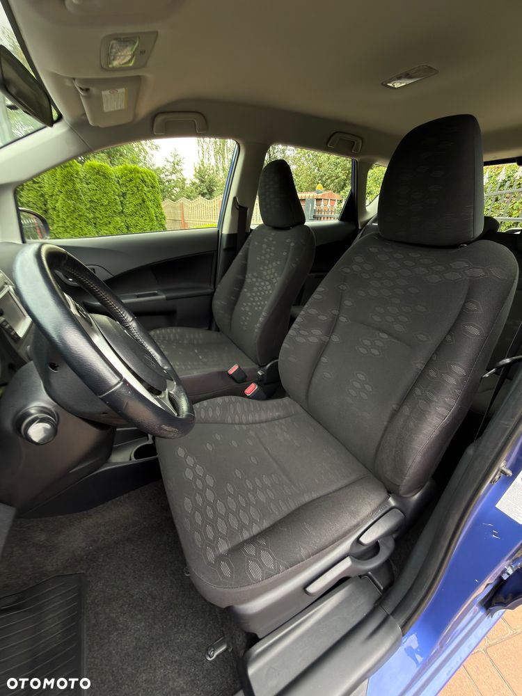 Subaru Trezia 1.4D Active Sport - 6
