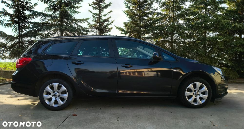 Opel Astra 2015 photo 4