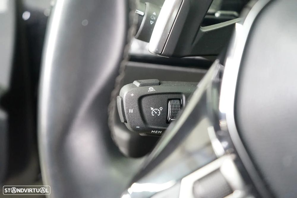 Peugeot 508 1.6 Hybrid Allure e-EAT8 - 26
