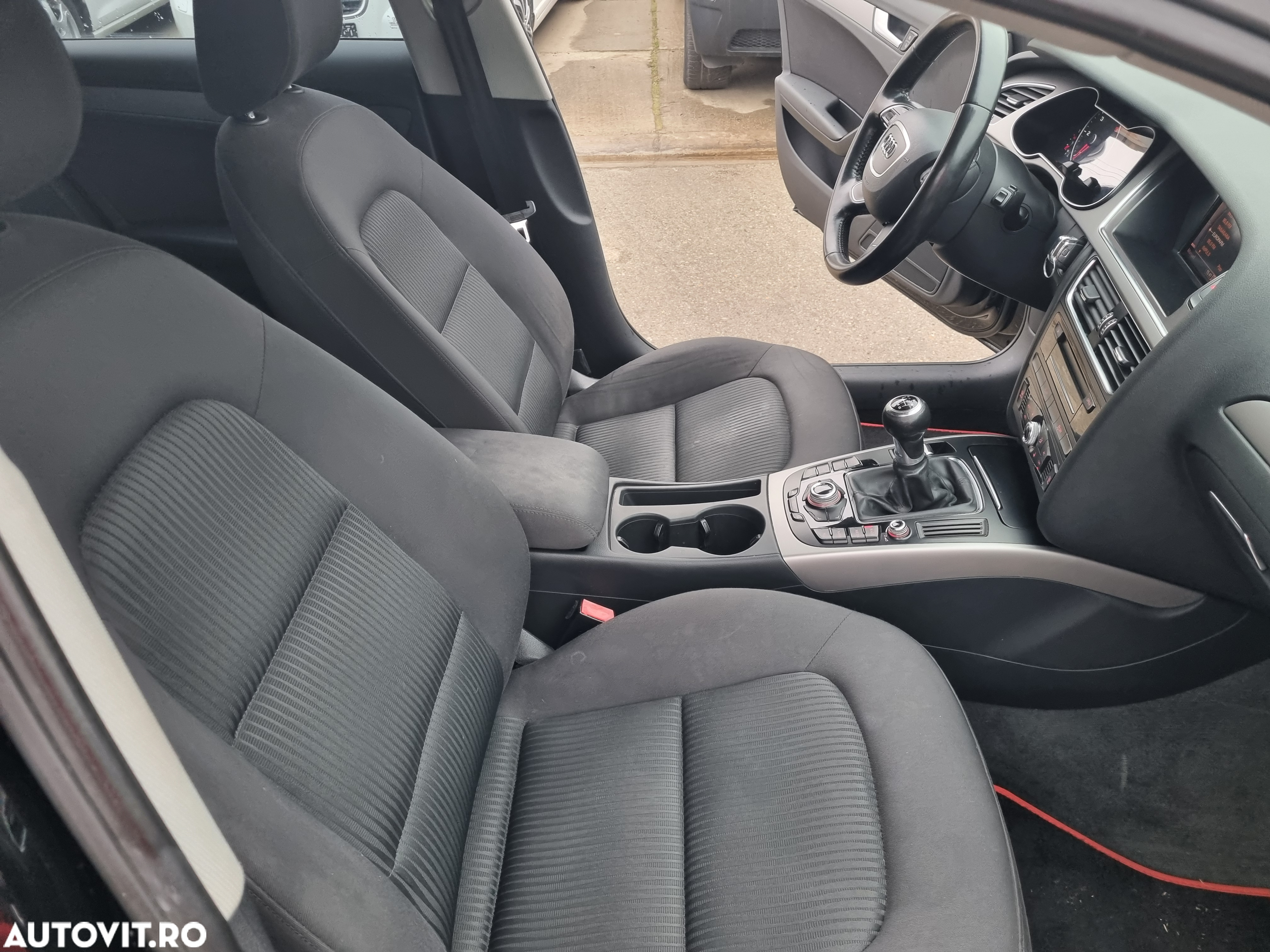 Audi A4 Avant 2.0 TDI ultra DPF Attraction - 13