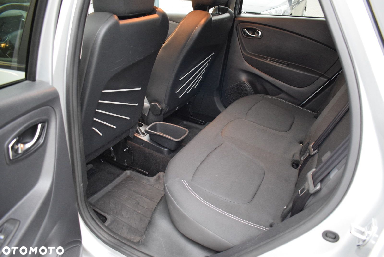 Renault Captur - 24