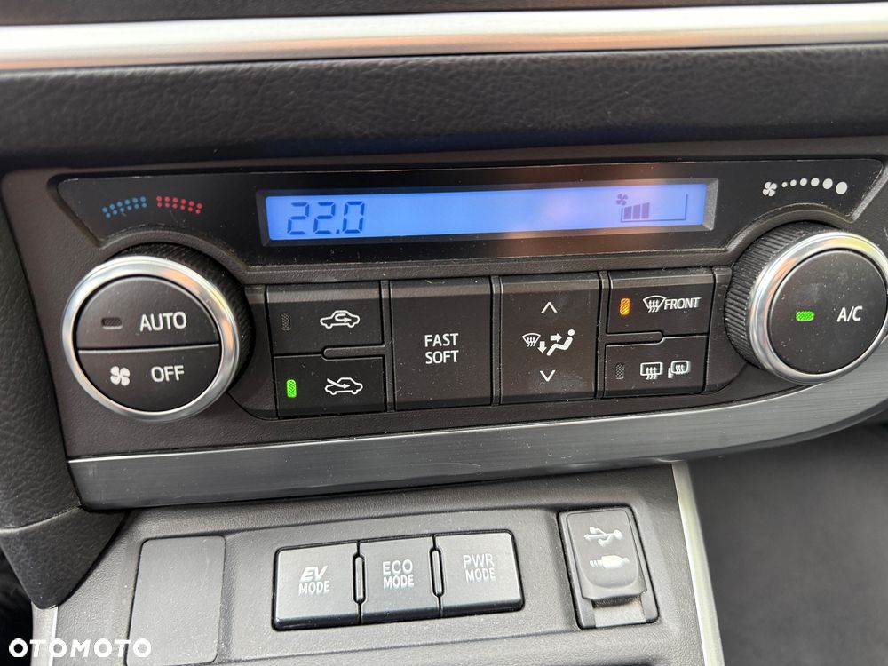 Toyota Auris Hybrid 135 Premium - 11