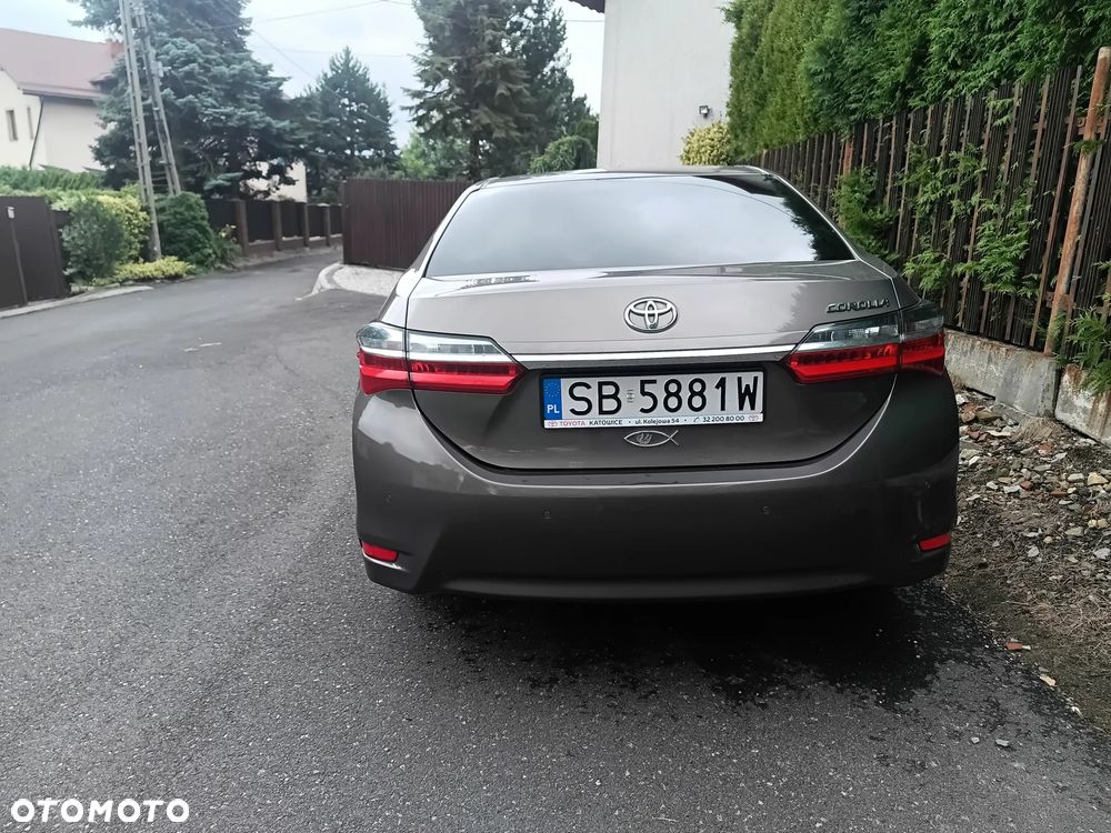 Toyota Corolla 1.6 Premium MS - 5