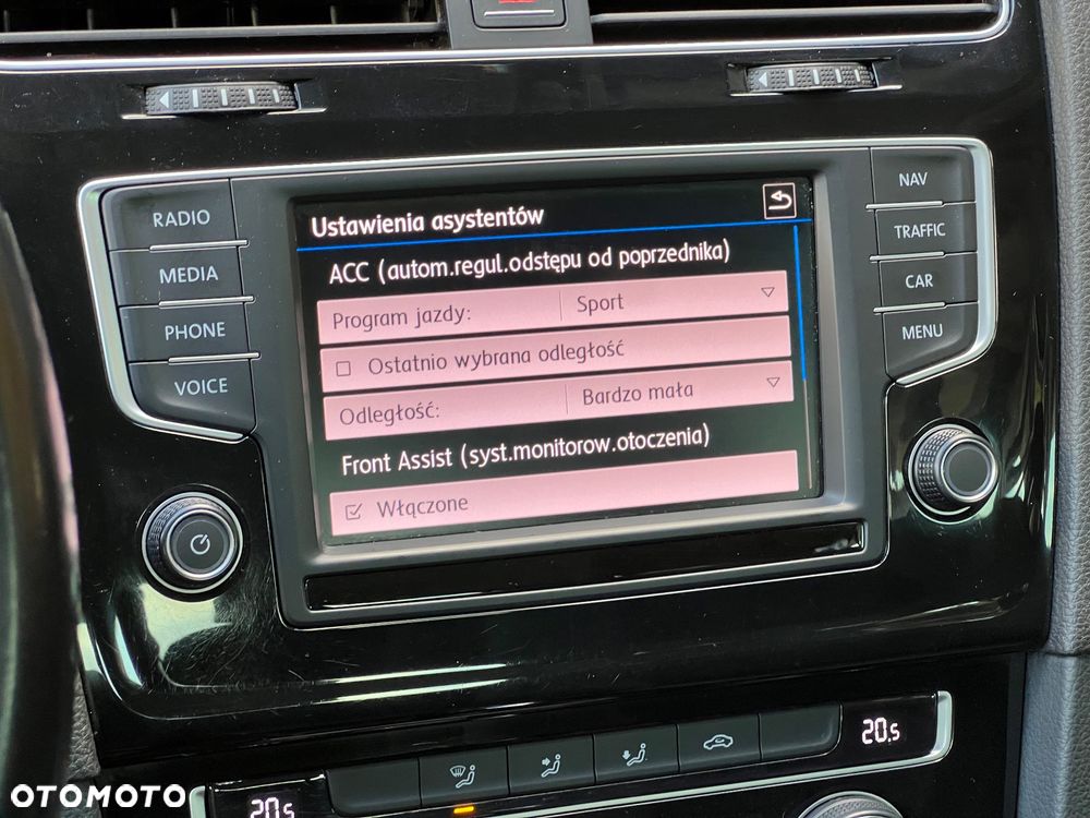 Volkswagen Golf 1.6 TDI BMT Highline DSG - 25