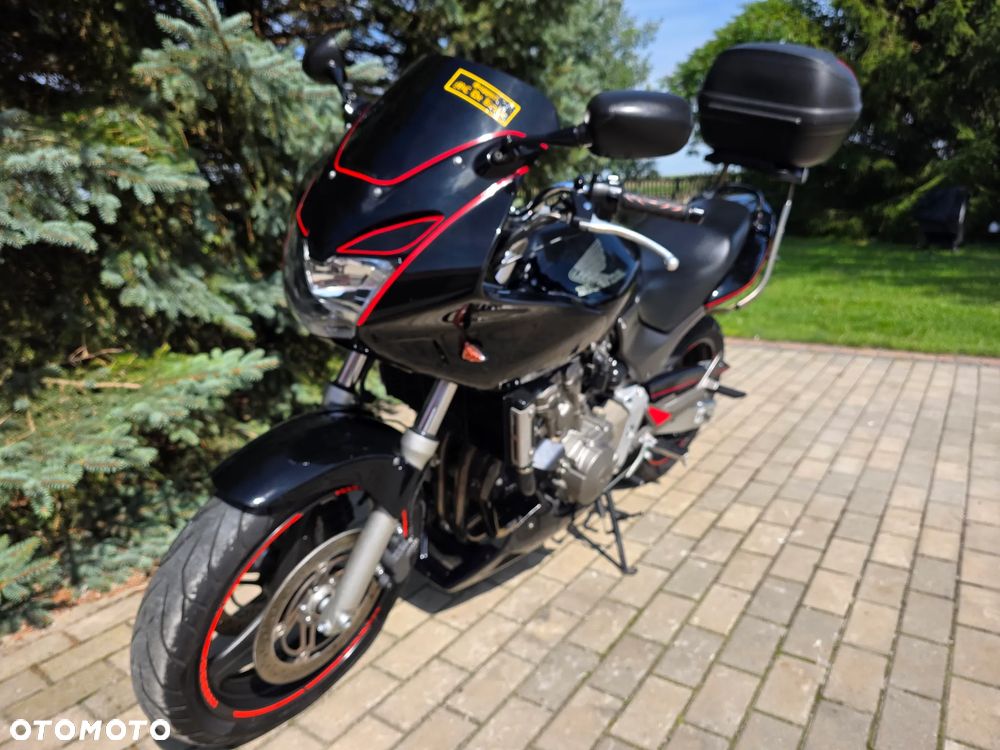 Honda Hornet - 24