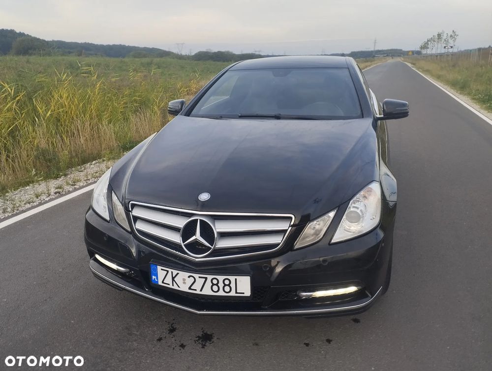 Mercedes-Benz Klasa E 200 BlueEFFICIENCY 7G-TRONIC Avantgarde - 1