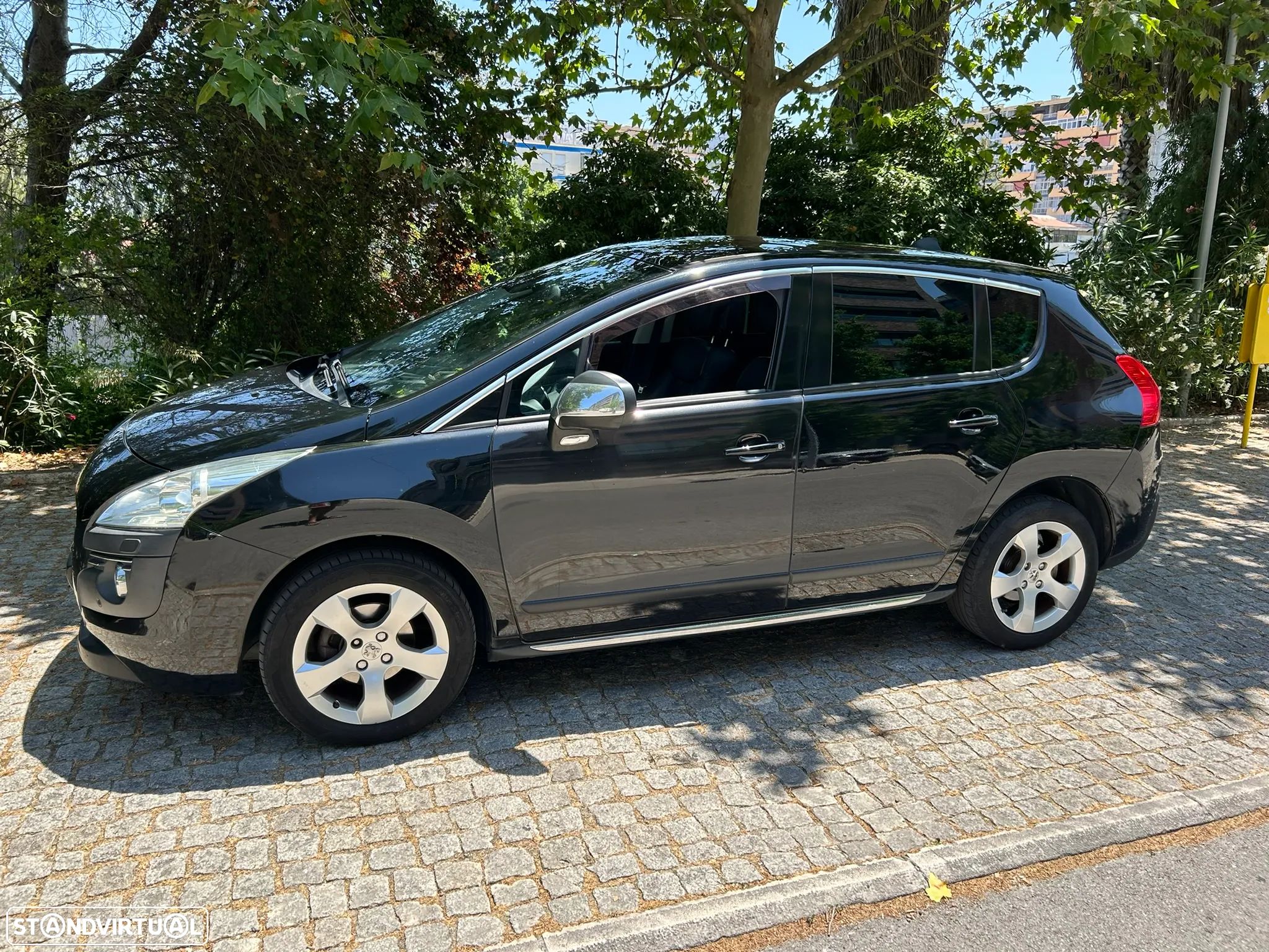 Peugeot 3008 1.6 HDi Premium - 1