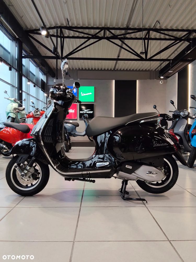 Vespa GTS - 7