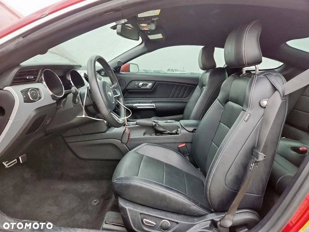 Ford Mustang Fastback 2.3 Eco Boost - 7