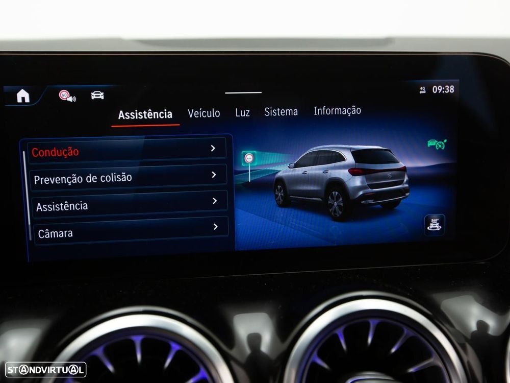 Mercedes-Benz EQA 250+ AMG Line - 33