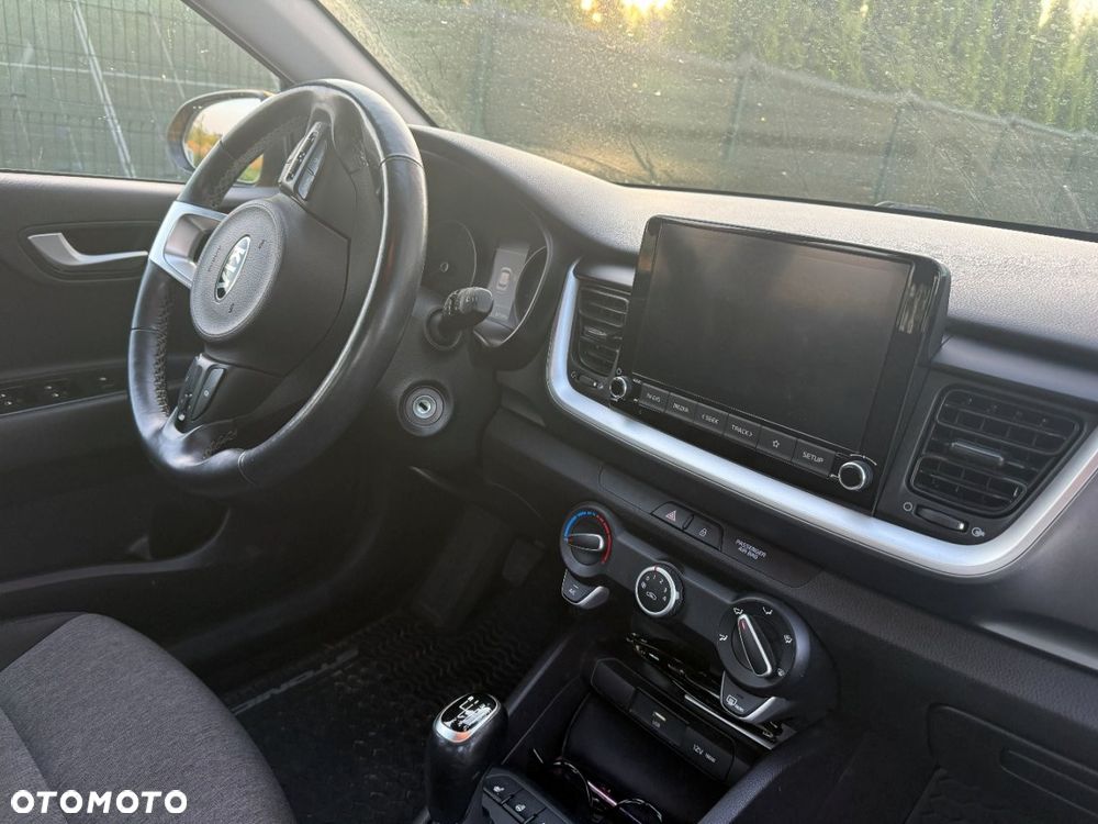 Kia Stonic 1.0 T-GDI MHEV M - 13