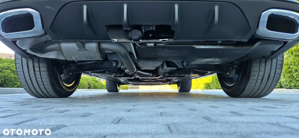 Mercedes-Benz GLC 220 d 4Matic 9G-TRONIC AMG Line Plus - 40