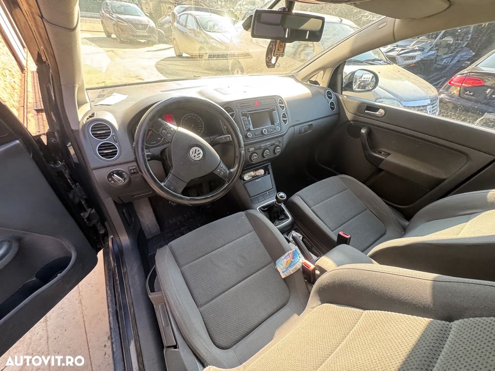 Dezmembram Volkswagen Golf 5 Plus 1.9 BKC - 5