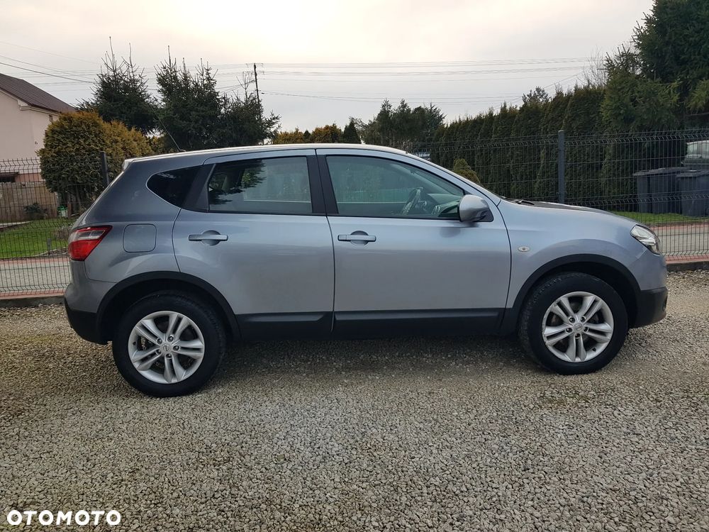 Nissan Qashqai - 4