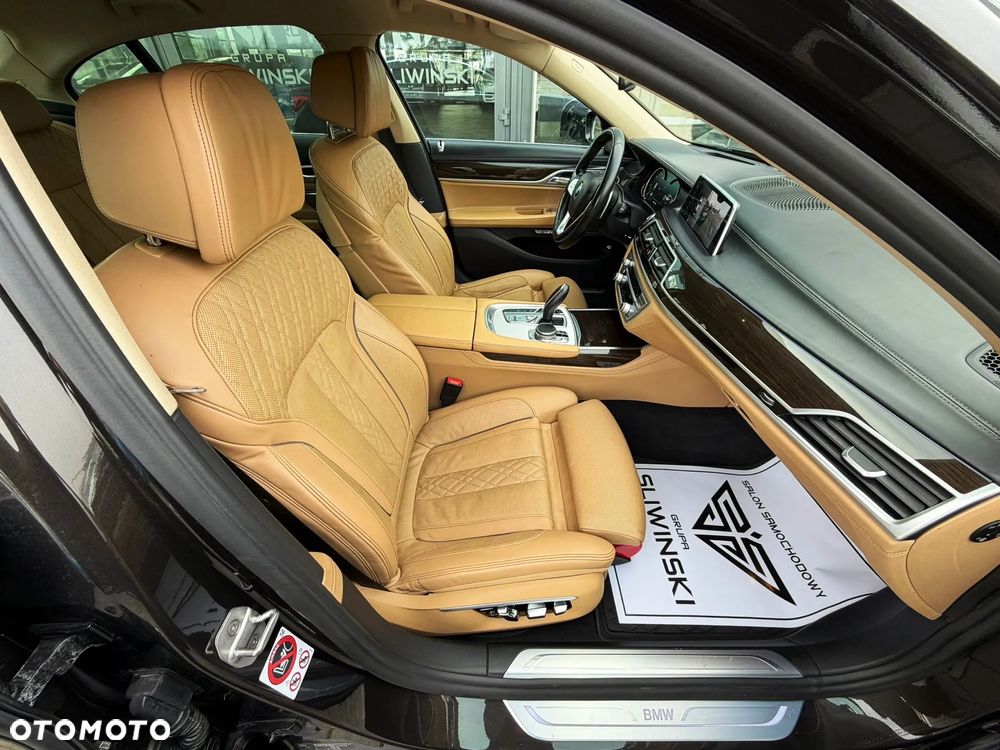 BMW Seria 7 730d xDrive - 14