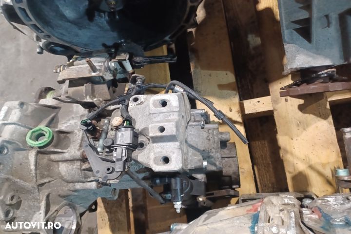 Cutie de viteze manuala 1.4 AXP DUW30101 Volkswagen VW Golf 4 [1997 - - 3