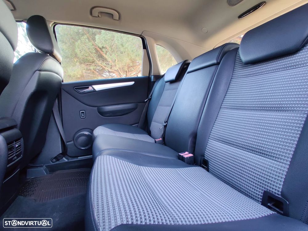 Mercedes-Benz B 150 Special Edition - 14