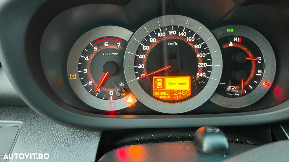 Toyota RAV4 2.2 D-CAT 4x4 Executive - 6