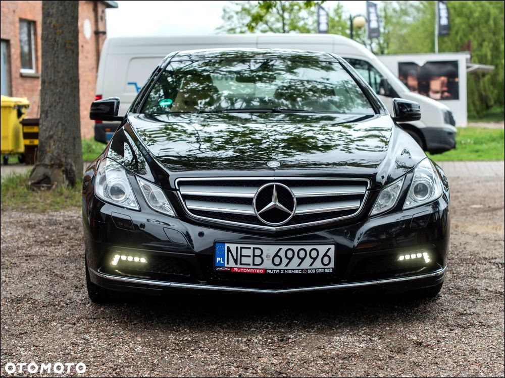 Mercedes-Benz Klasa E 250 BlueEFFICIENCY 7G-TRONIC Avantgarde - 4
