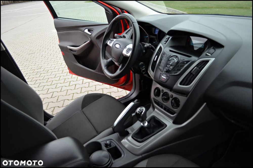 Ford Focus 1.0 EcoBoost Edition - 25