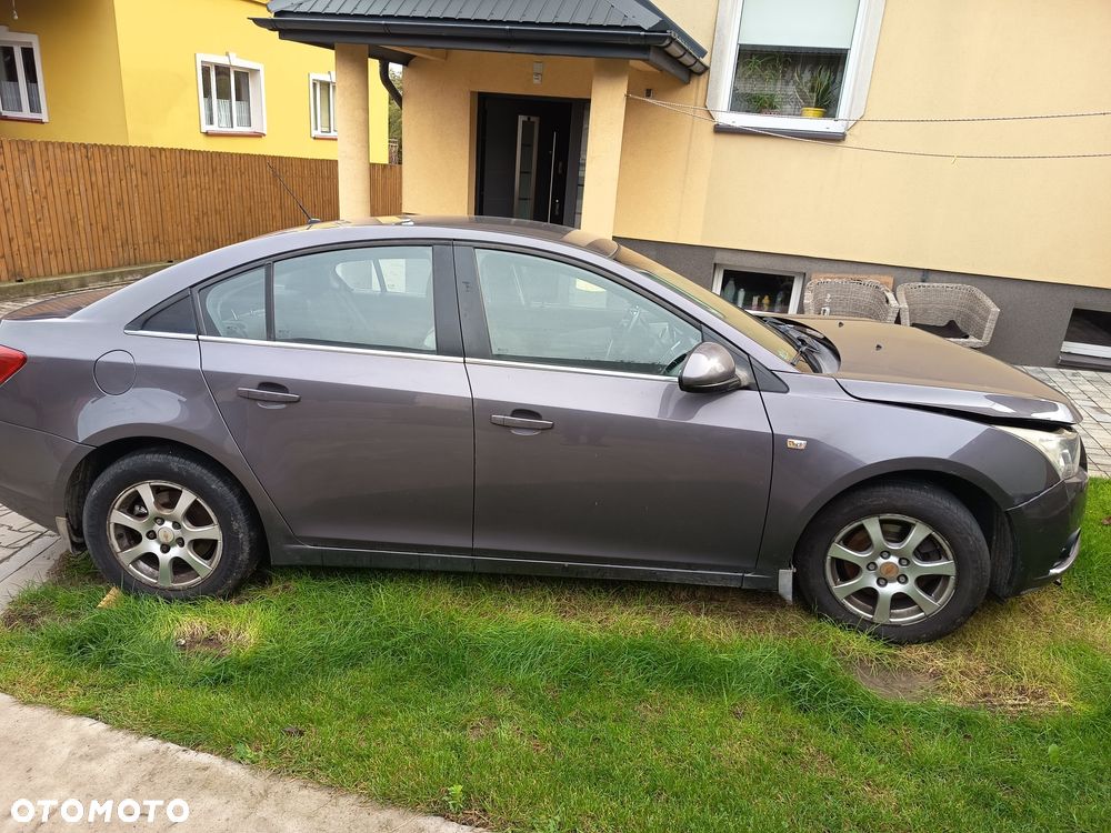 Chevrolet Cruze - 3