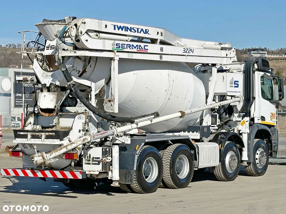 Mercedes-Benz AROCS 3743 * POMPA DO BETONU 24 m + PILOT * STAN BDB / 8x4 - 5
