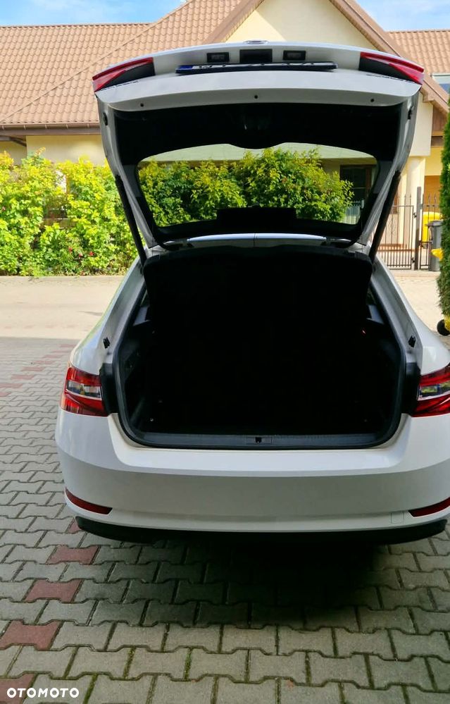 Skoda Superb 1.8 TSI Ambition - 6