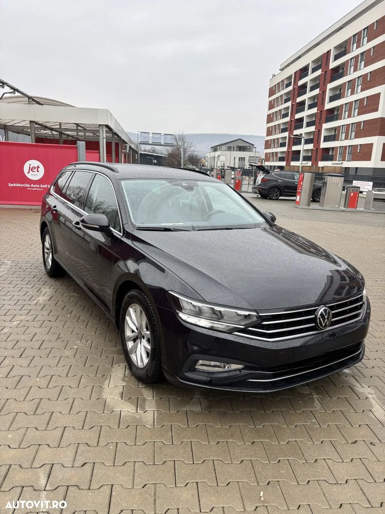 Volkswagen Passat 2.0 TDI SCR DSG Business - 2