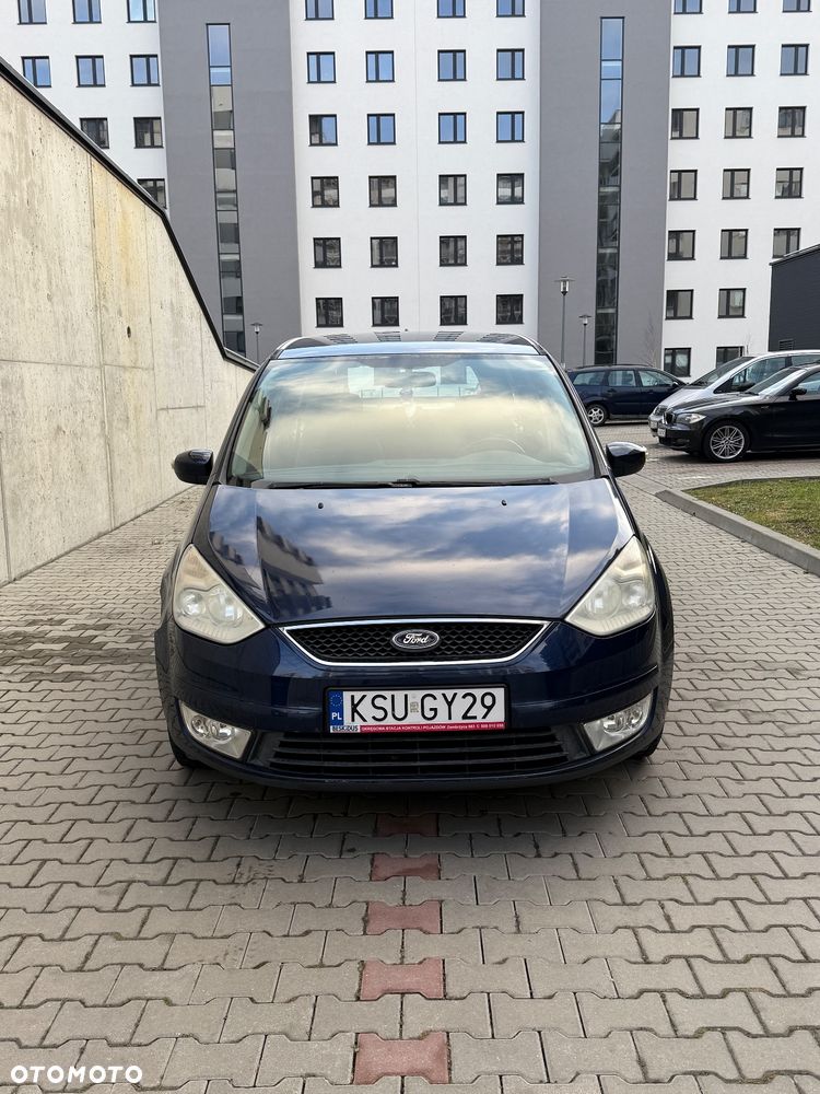 Ford Galaxy 2.0 Concept - 2