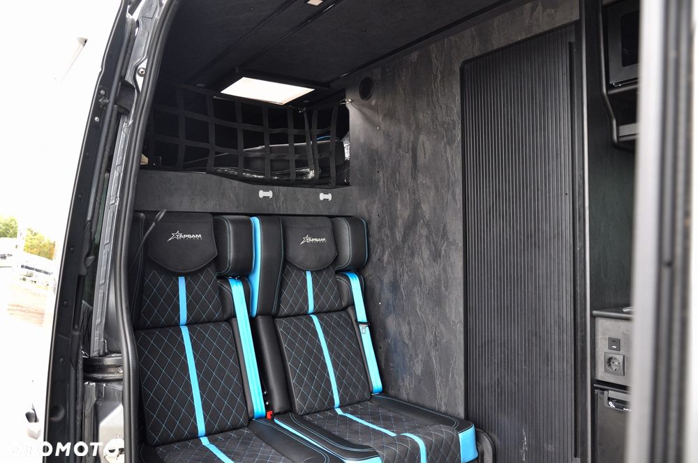 Mercedes-Benz Sprinter 319 Kamper - 29