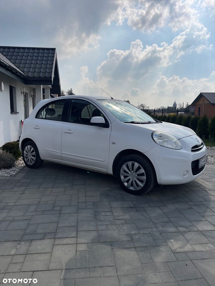 Nissan Micra 1.2 Bild der Frau - 5