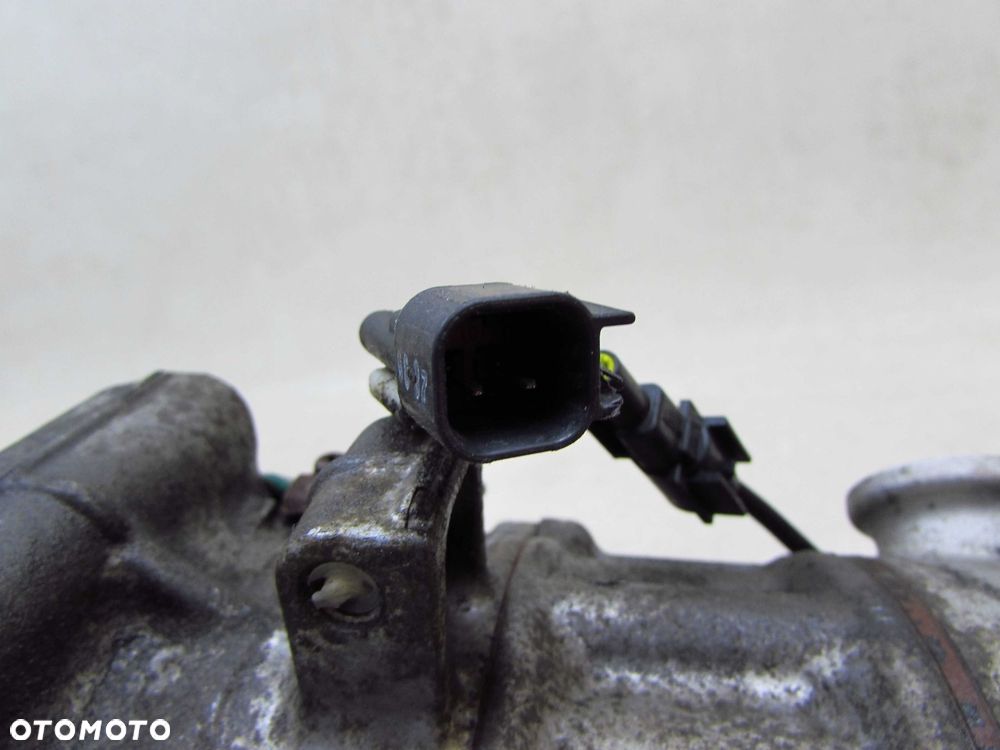 VOLVO S60 II V60 XC60 2.0T T4 D4 10- SPREZARKA KOMPRESOR KLIMATYZACJI 31418490 - 8
