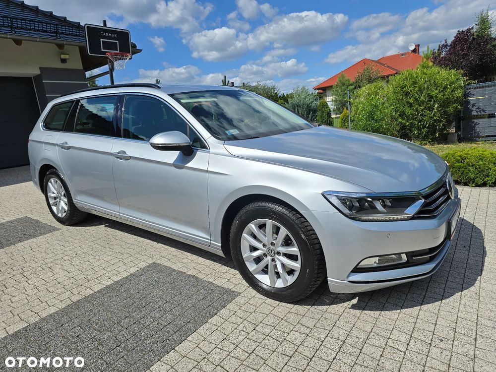 Volkswagen Passat 2.0 TDI (BlueMotion Technology) DSG Comfortline - 35