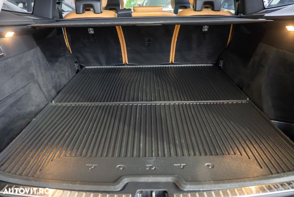 Volvo XC 90 D5 AWD Geartronic Inscription - 13