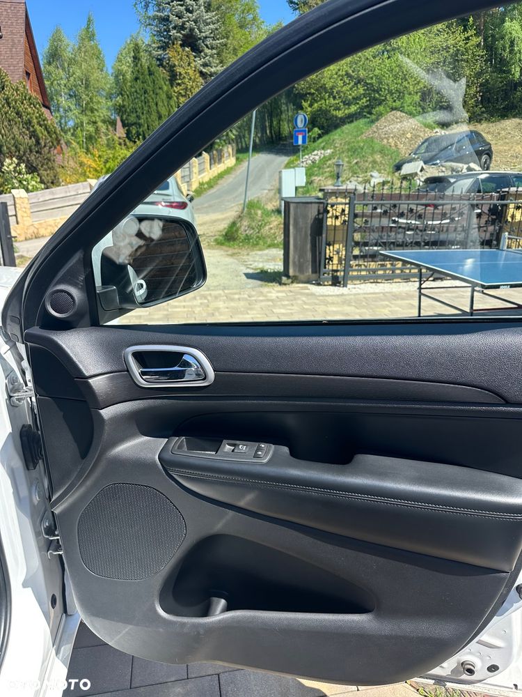 Jeep Grand Cherokee 3.6 V6 Overland - 22