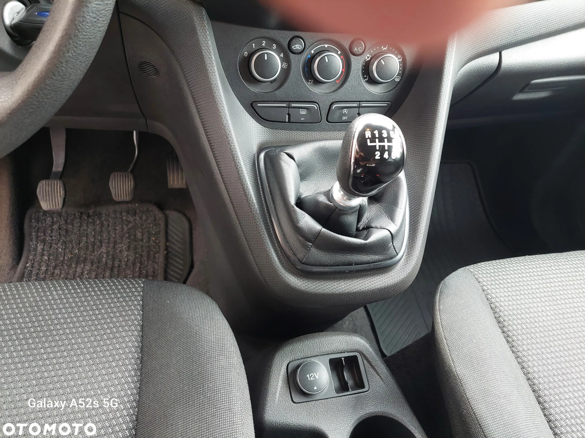 Ford Tourneo Connect 1.0 EcoBoost Start-Stop Trend - 12