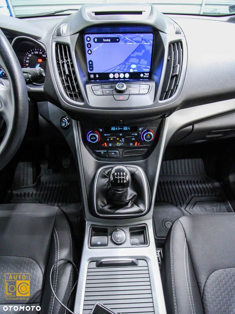 Ford Kuga 1.5 EcoBoost 2x4 Titanium - 17