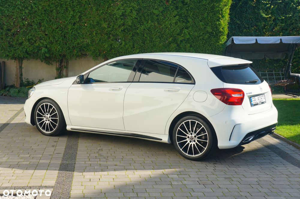 Mercedes-Benz Klasa A 180 AMG Line - 35