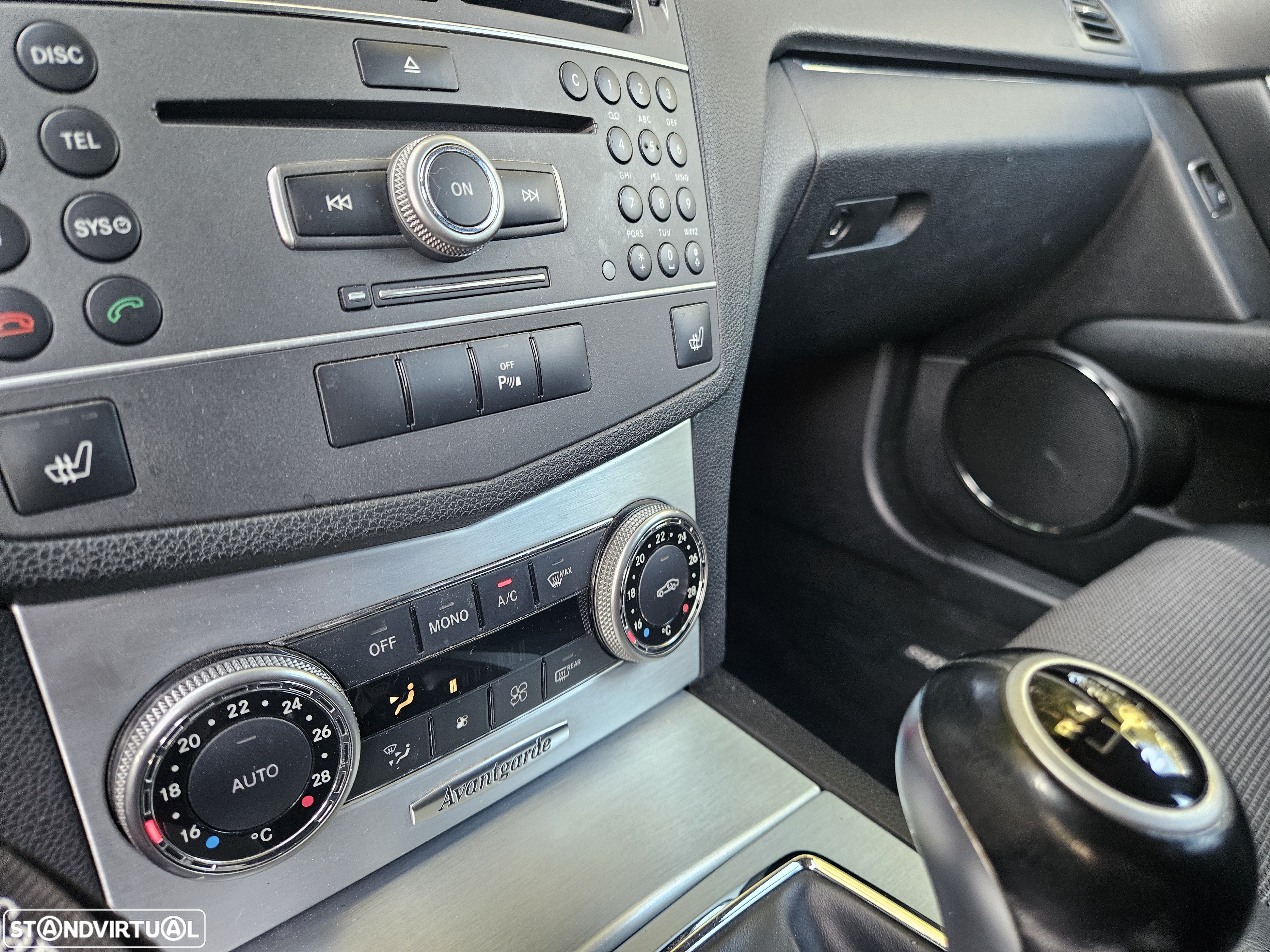Mercedes-Benz C 250 - 13