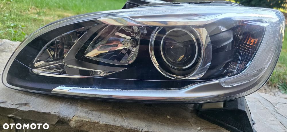 Lampy XENON S60 V60 - 3
