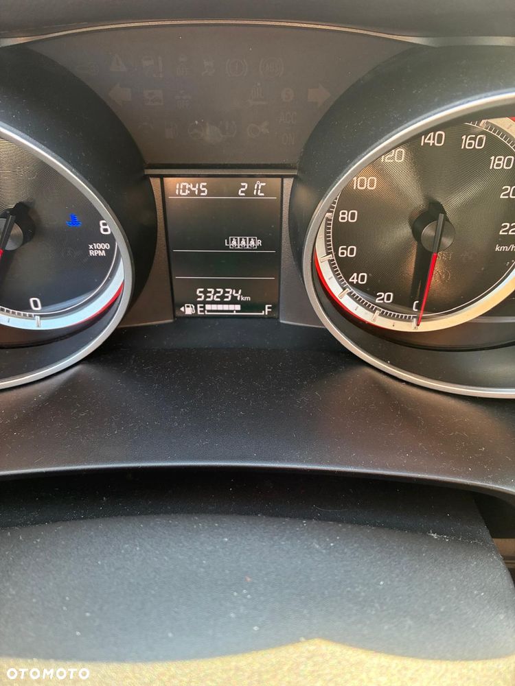 Suzuki Swift - 2