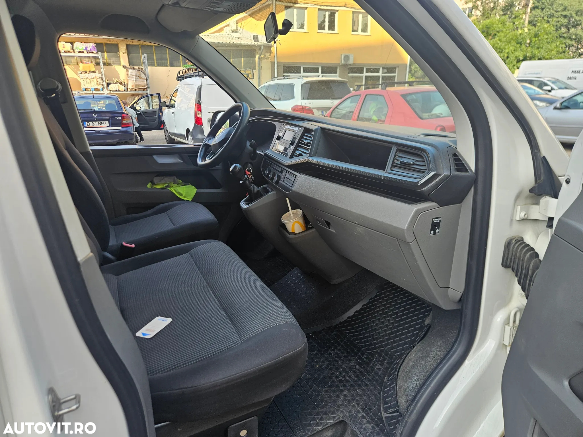 Volkswagen Transporter Sasiu CD T6.1 2.0 TDI 81 kW LR - 6