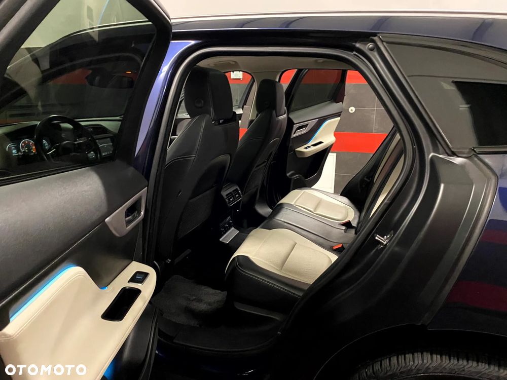 Jaguar F-Pace 2.0 i4D RWD R-Sport - 20