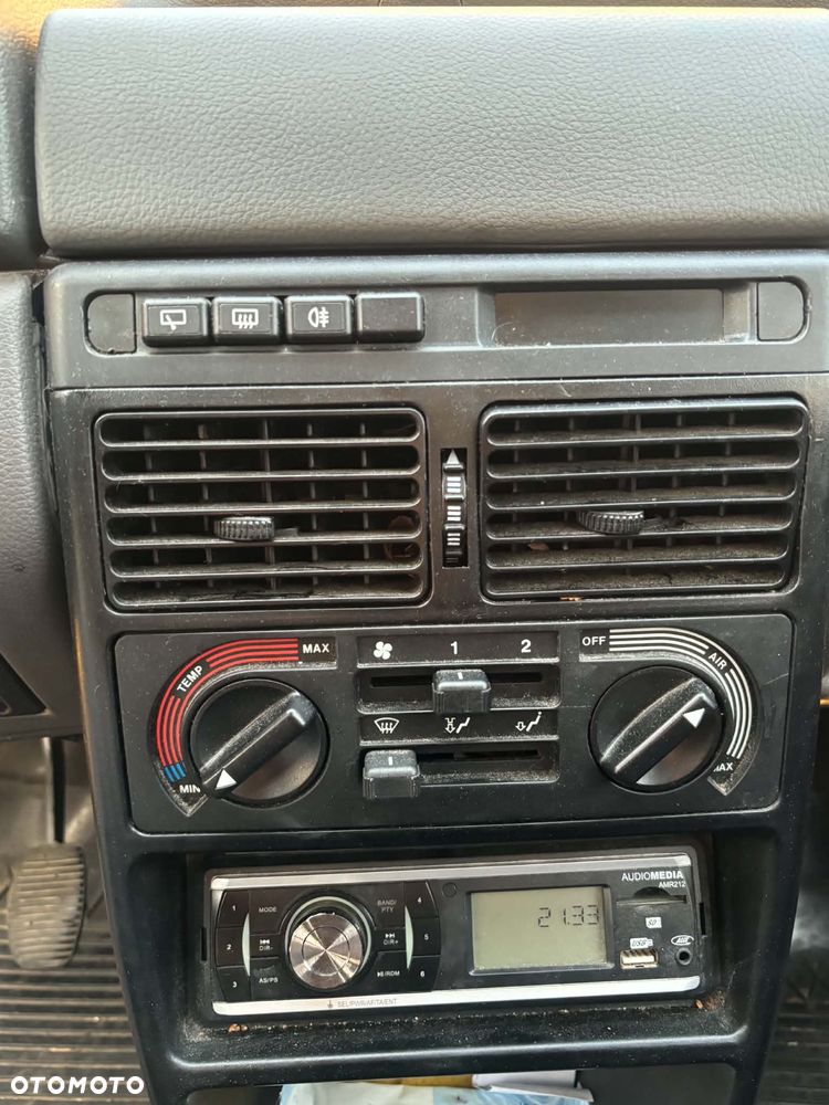 Fiat Uno 899 - 13