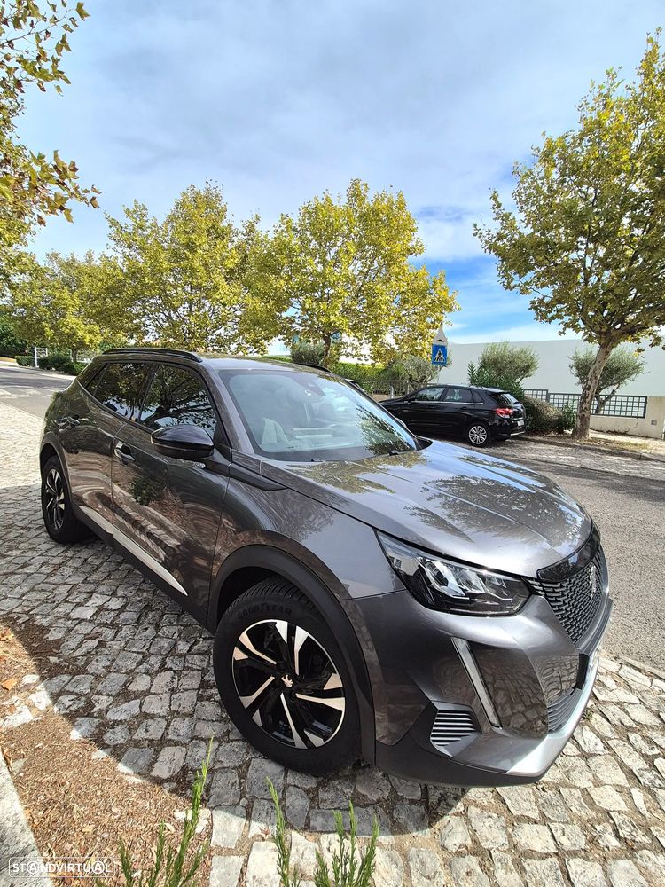 Peugeot 2008 - 8