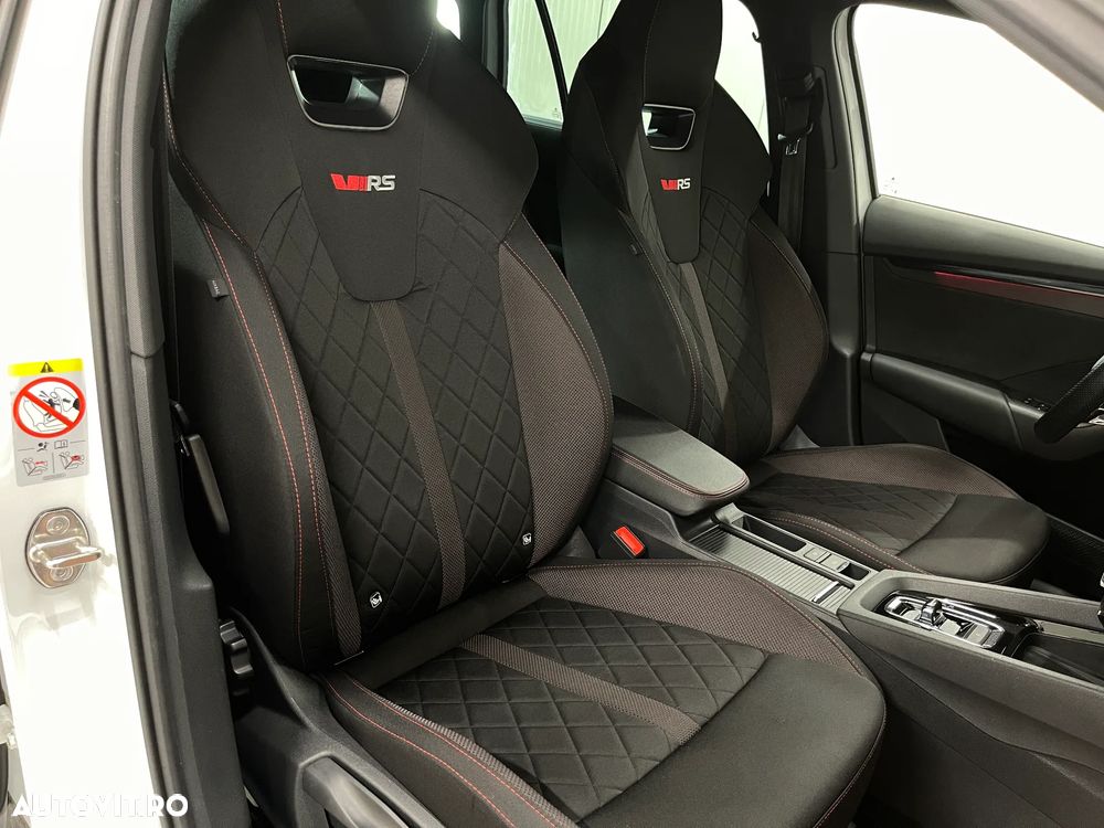 Skoda Octavia 2.0 TDI DSG RS - 10